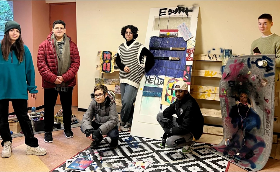 Igniting Young Minds: KindleArt Project Sparks Creativity in The Hague